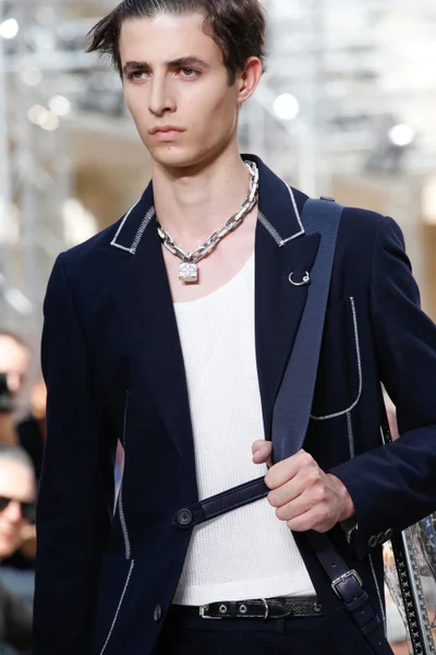 Look 87